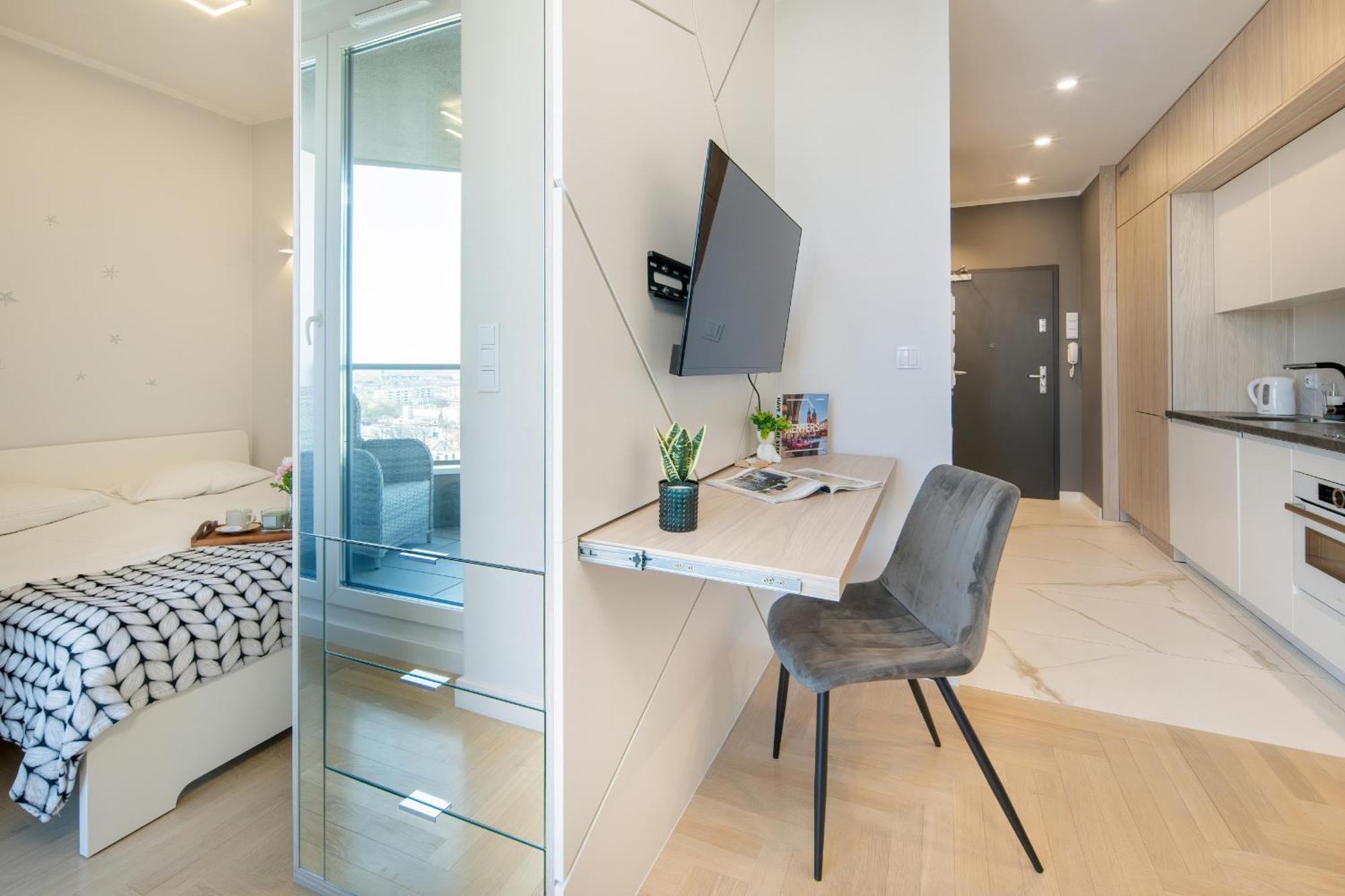 Unique With Balcony And Parking By Renters Appartement *