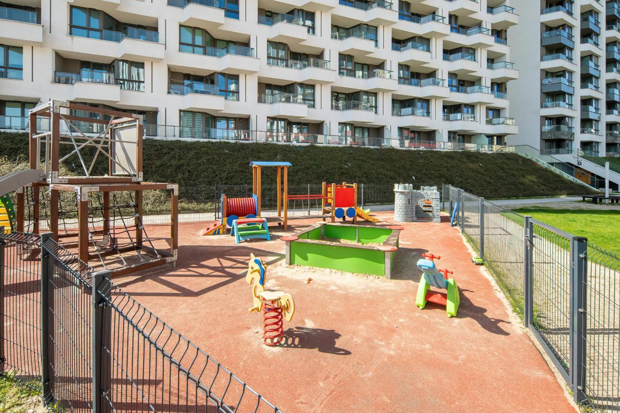 Appartement Unique With Balcony And Parking By Renters *