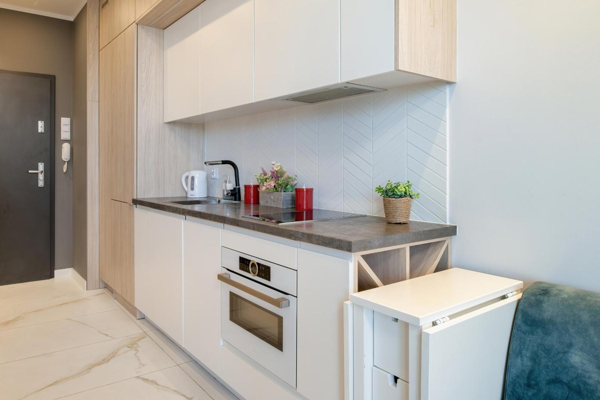 Unique With Balcony And Parking By Renters * Krakau